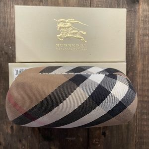 Burberry Classic Plaid Sunglasses Case